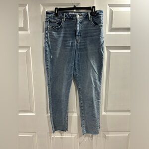 Loft Curvy Skinny 32/14 Light Wash with Fringe Hem Jeans